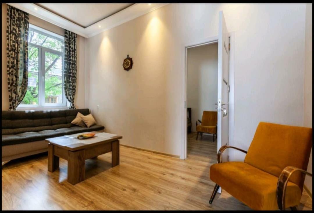Your Apartment In Old Tbilisi-Ortachala Bagian luar foto